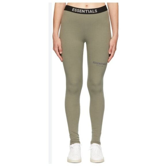 Fear of God Essentials Athletic Leggings in Charcoal - Picture 2 of 4